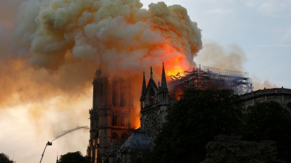 Notr Dame Cathedral fire and damages