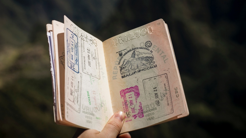 How To Apply For A Resident Visa in Oman?
