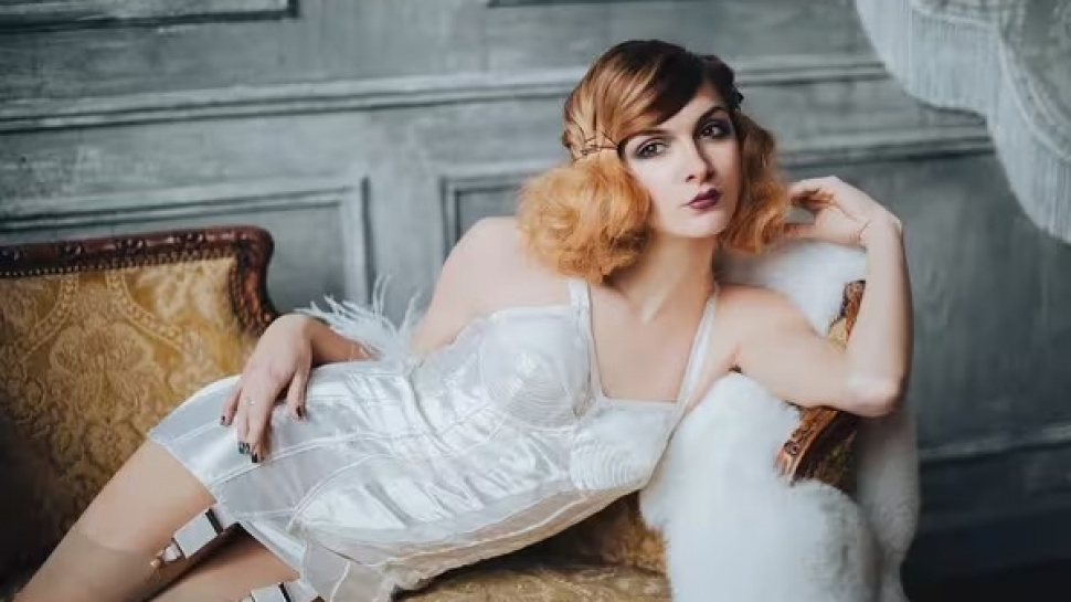 5 Boudoir Picture Ideas That Will Make You Feel Like a Goddess