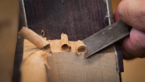 The Role of Regional Craftsmanship in Guitar Luthier Berga