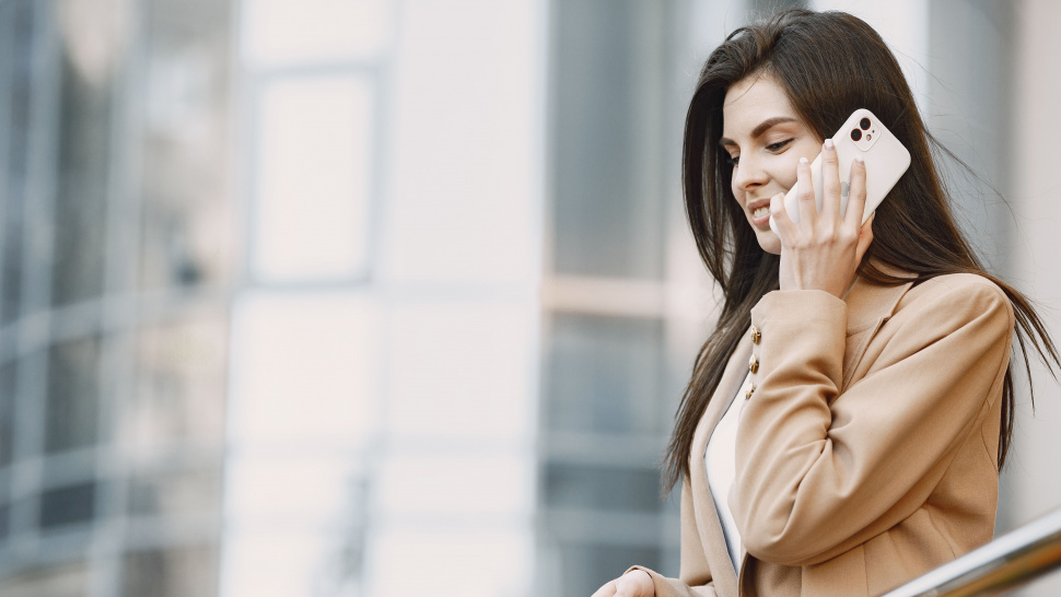 Why You Need to Get a Local Number Abroad for Seamless Travel