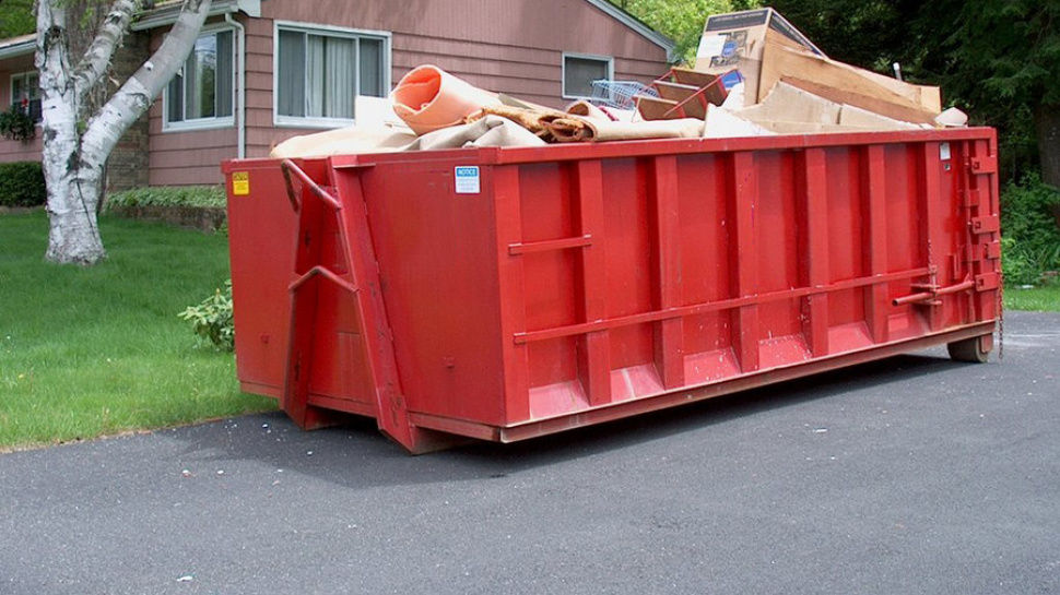 When Should You Consider Hiring a Junk Removal Service?