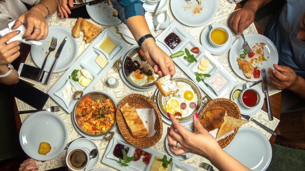 Why Weekend Brunch Has Become the Go-To Meal for Families, Friends, and Food Lovers
